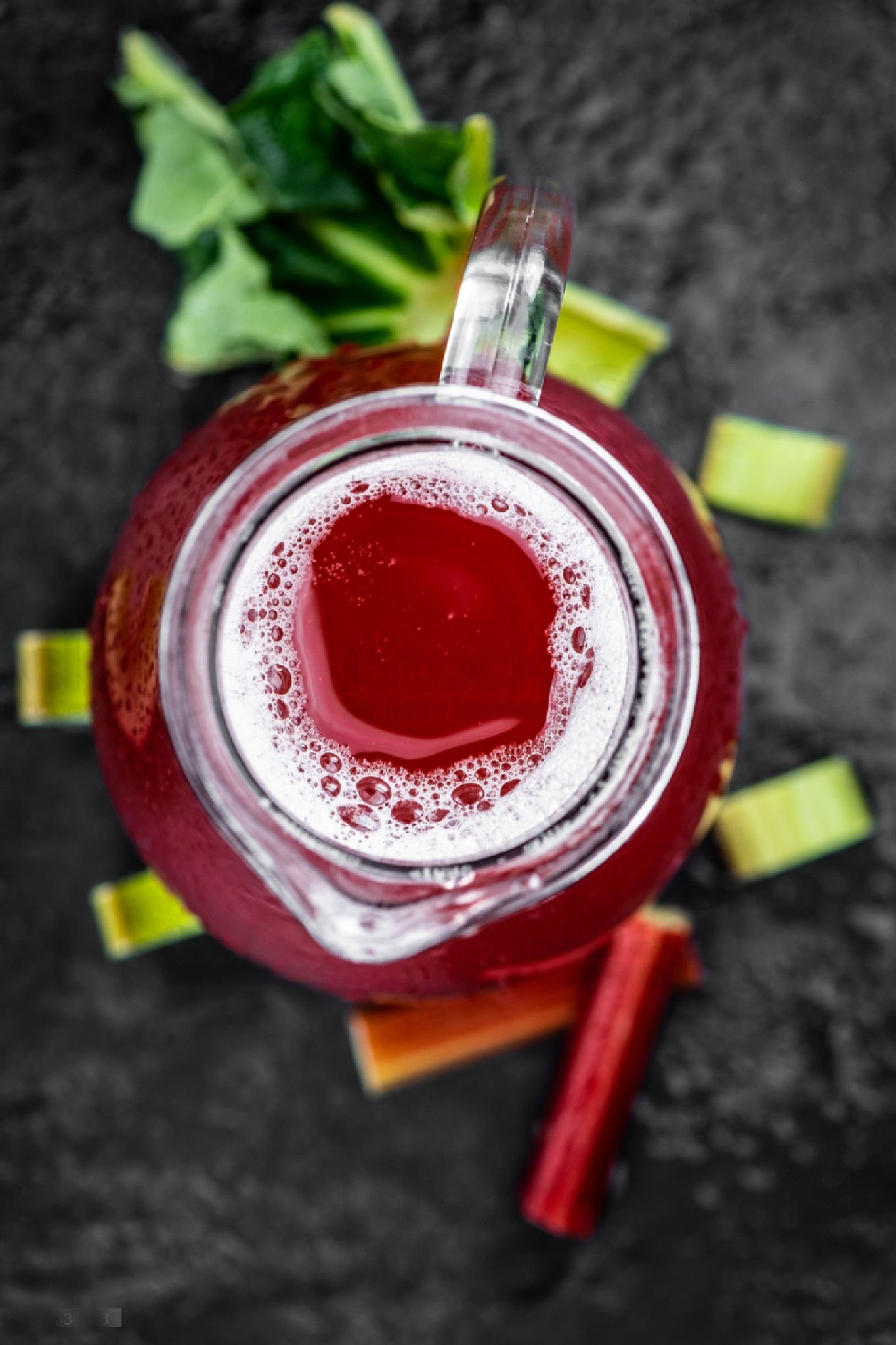 Resepti | Raparperisiirappi 